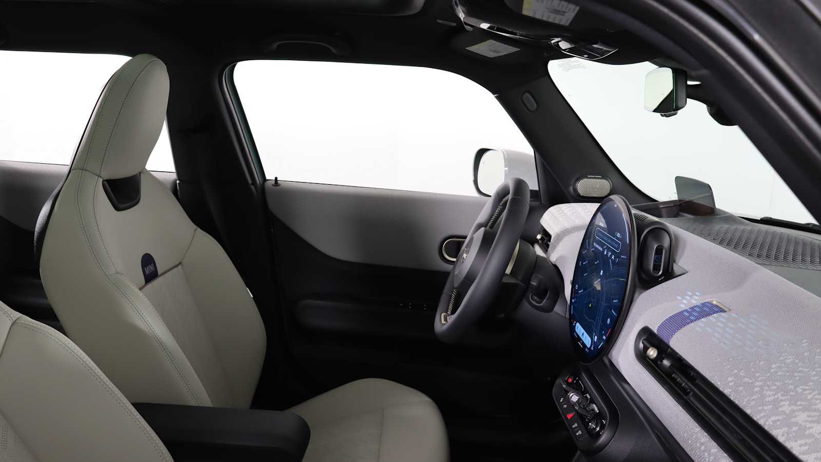 new 2025 MINI Hardtop 4 Door car, priced at $40,050