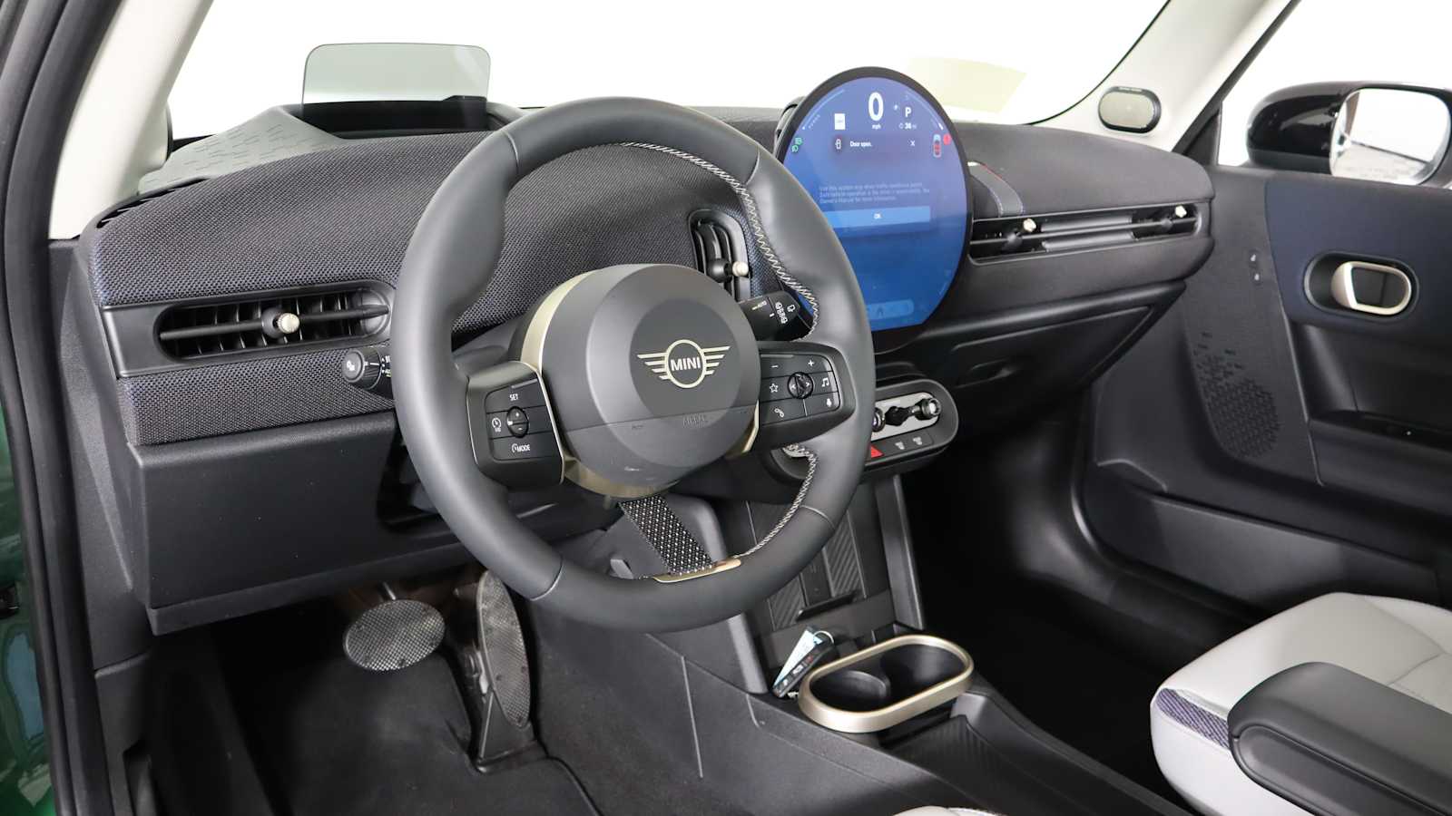 used 2025 MINI Hardtop 2 Door car, priced at $31,798