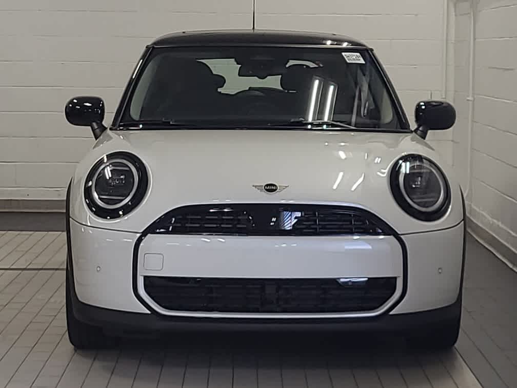 new 2025 MINI Hardtop 2 Door car, priced at $32,945