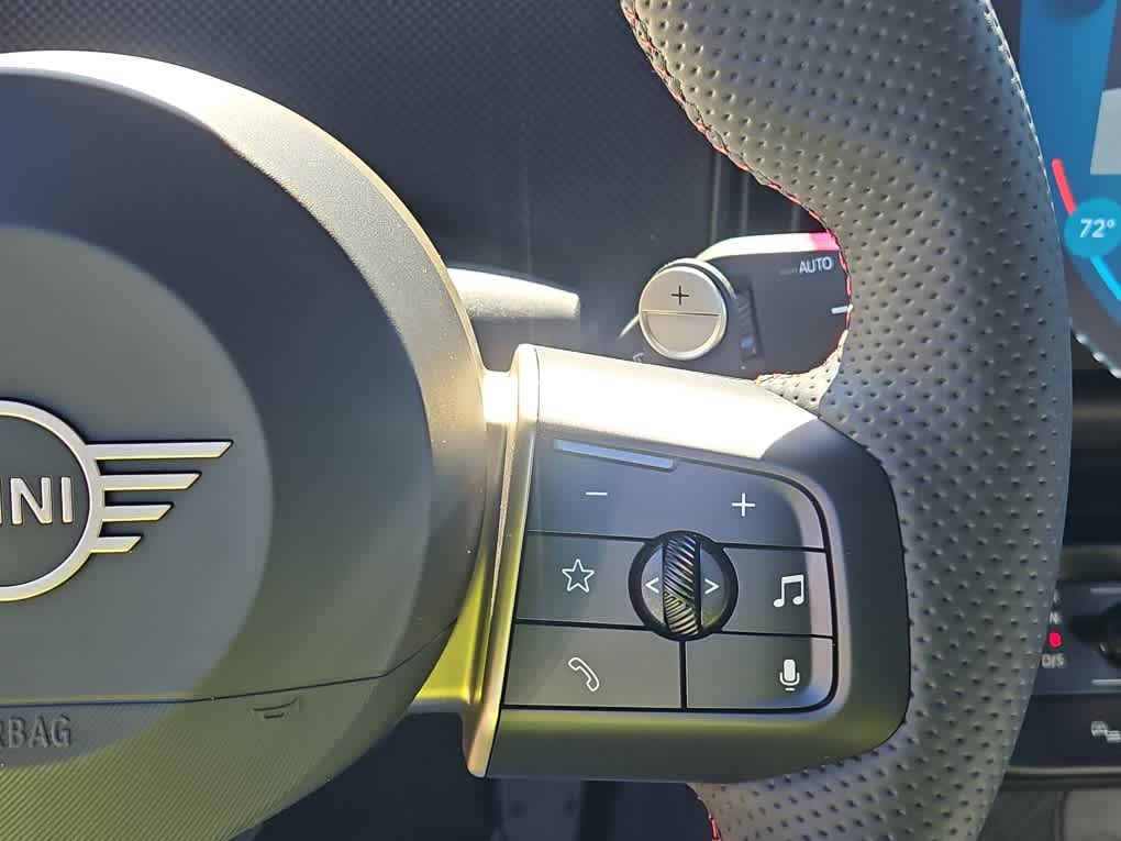 new 2025 MINI Hardtop 4 Door car, priced at $42,325