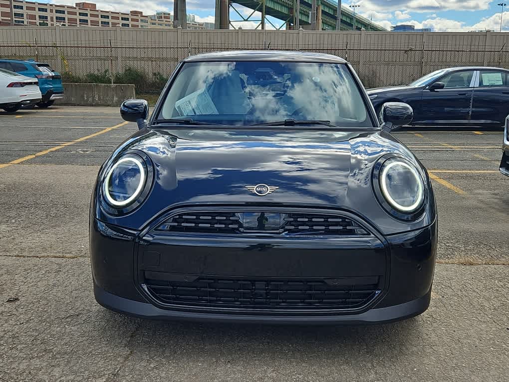 new 2025 MINI Hardtop 2 Door car, priced at $32,345