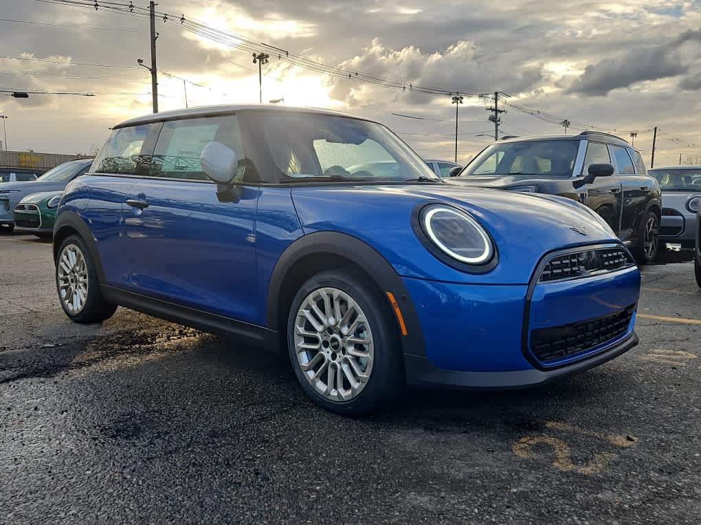 new 2025 MINI Hardtop 2 Door car, priced at $34,095