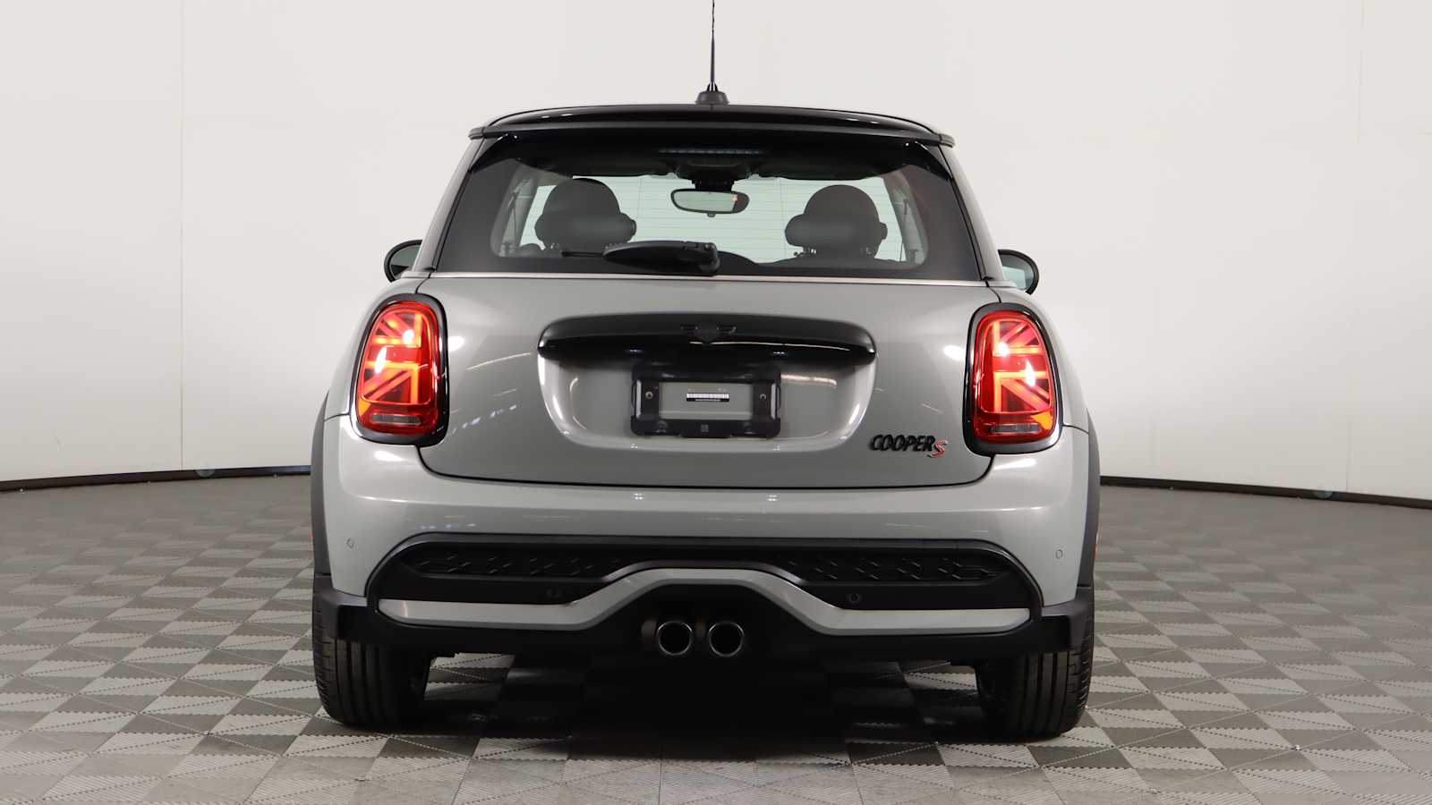 used 2023 MINI Hardtop 2 Door car, priced at $27,798