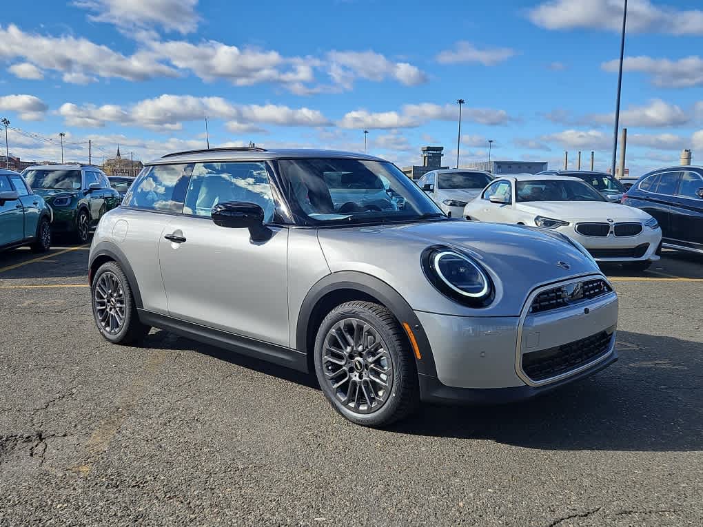 new 2025 MINI Hardtop 2 Door car, priced at $38,630