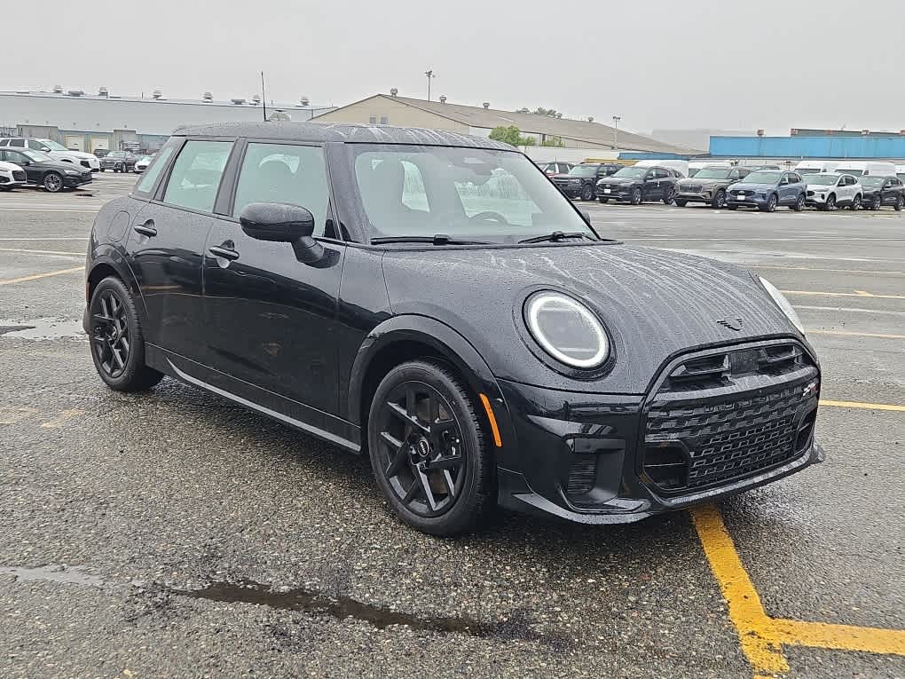 new 2025 MINI Hardtop 4 Door car, priced at $41,010