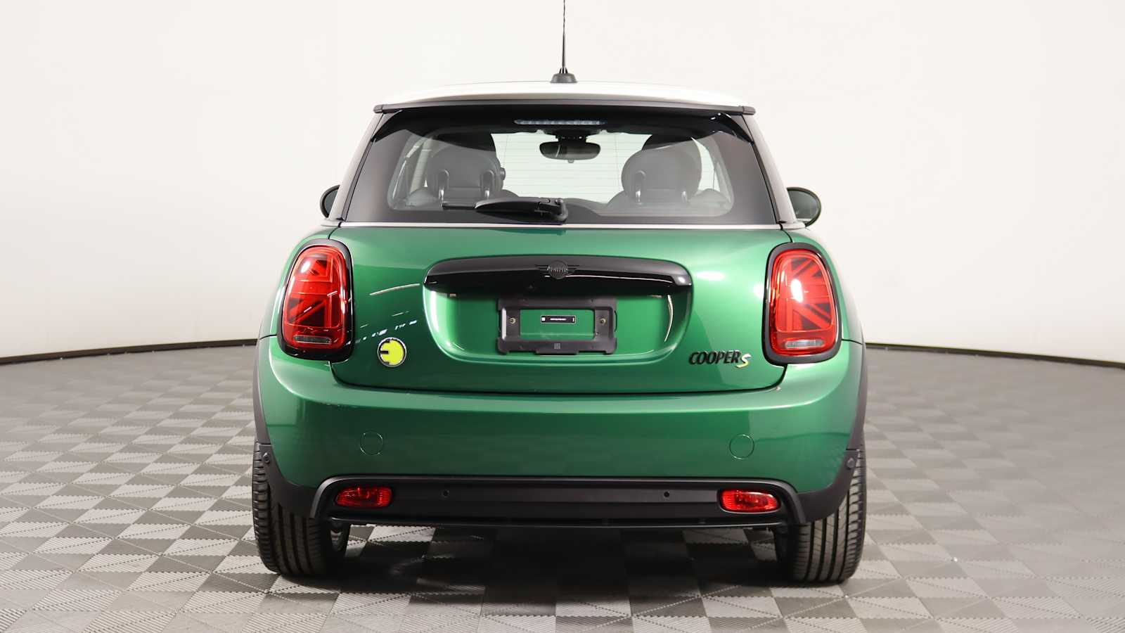 used 2024 MINI Electric Hardtop 2 Door car, priced at $27,498