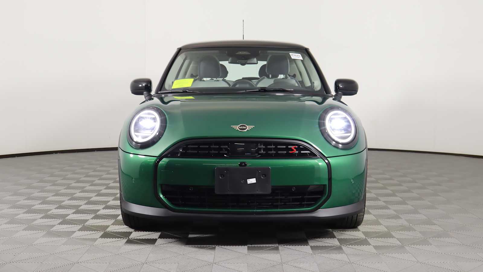 used 2025 MINI Hardtop 2 Door car, priced at $31,798