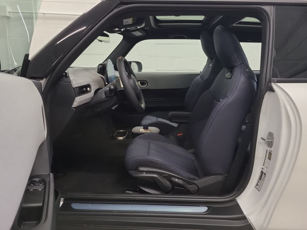 new 2025 MINI Hardtop 2 Door car, priced at $35,595