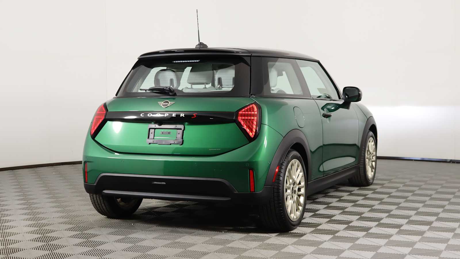 used 2025 MINI Hardtop 2 Door car, priced at $31,798