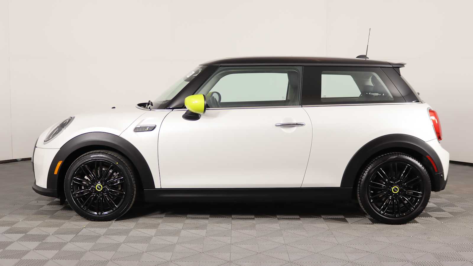 used 2024 MINI Electric Hardtop 2 Door car, priced at $23,898