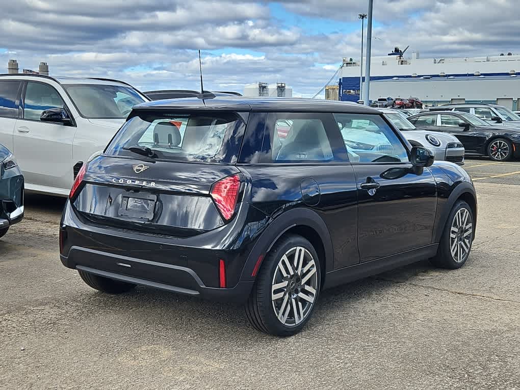 new 2025 MINI Hardtop 2 Door car, priced at $32,345