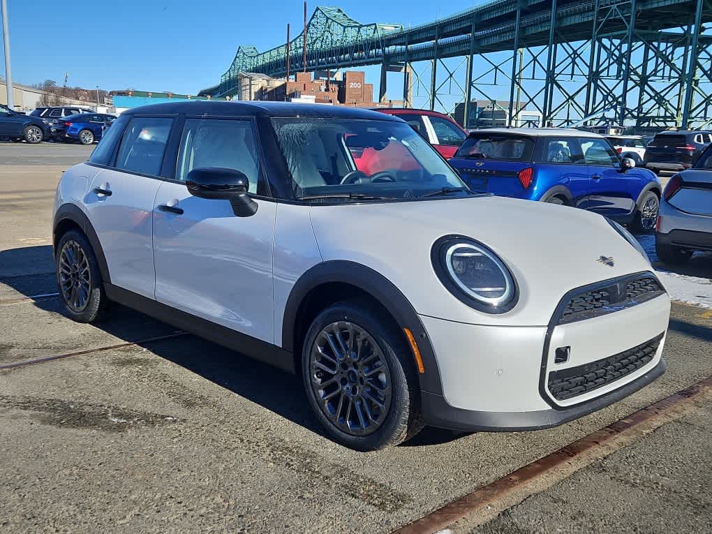 new 2025 MINI Hardtop 4 Door car, priced at $34,500