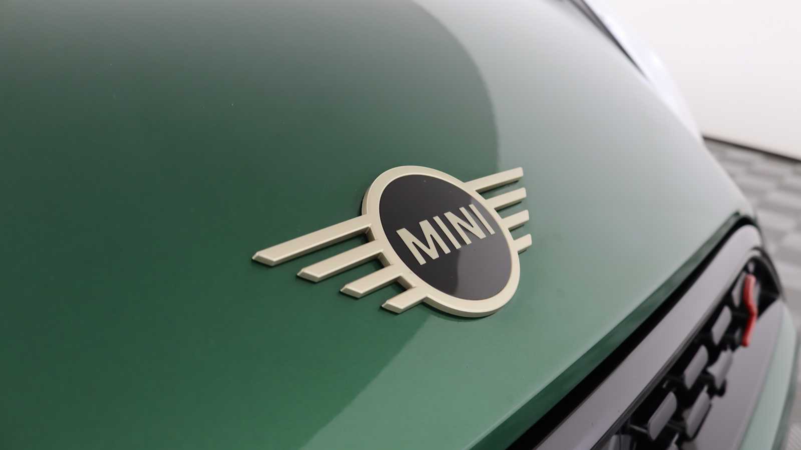 used 2025 MINI Hardtop 2 Door car, priced at $31,798