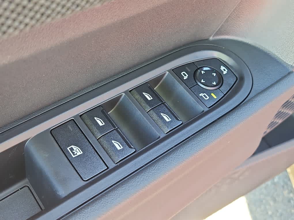 new 2025 MINI Hardtop 4 Door car, priced at $42,325