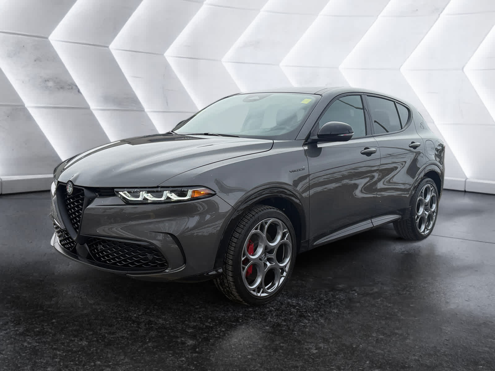 new 2025 Alfa Romeo Tonale Hybrid car, priced at $56,125