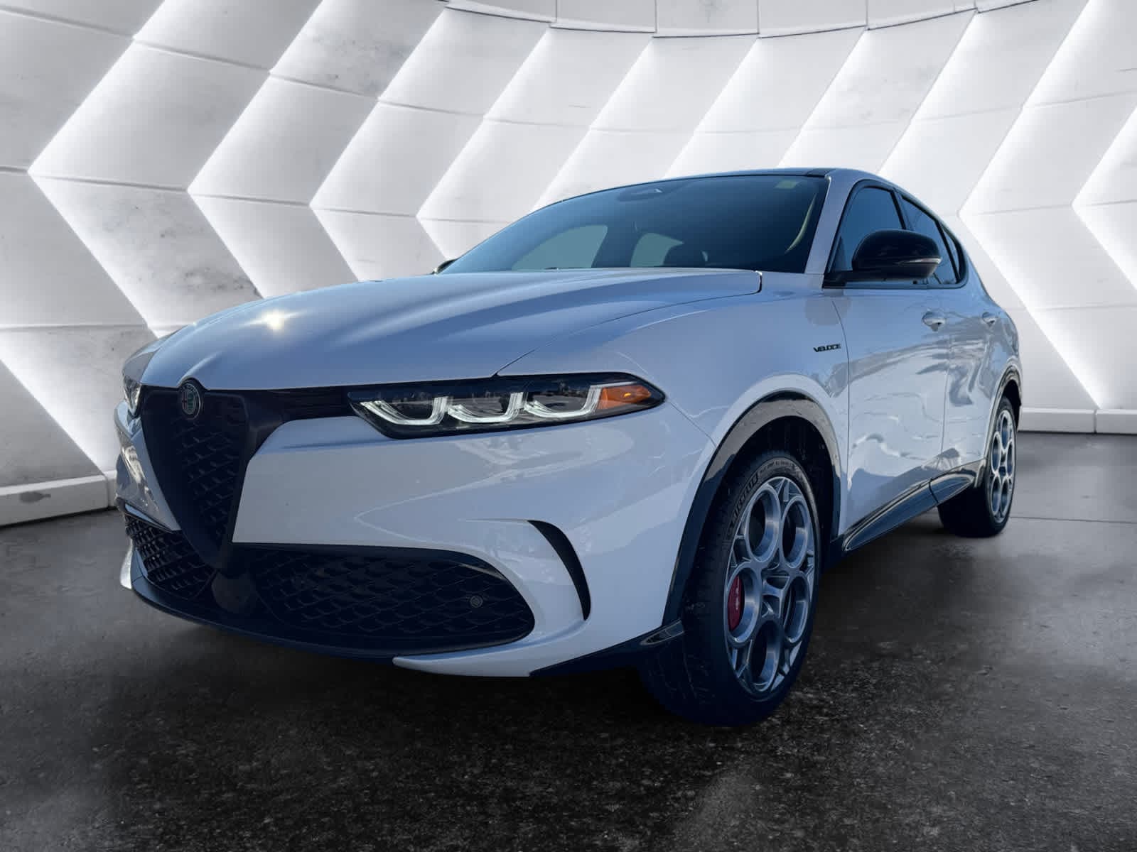 new 2025 Alfa Romeo Tonale Hybrid car, priced at $54,430