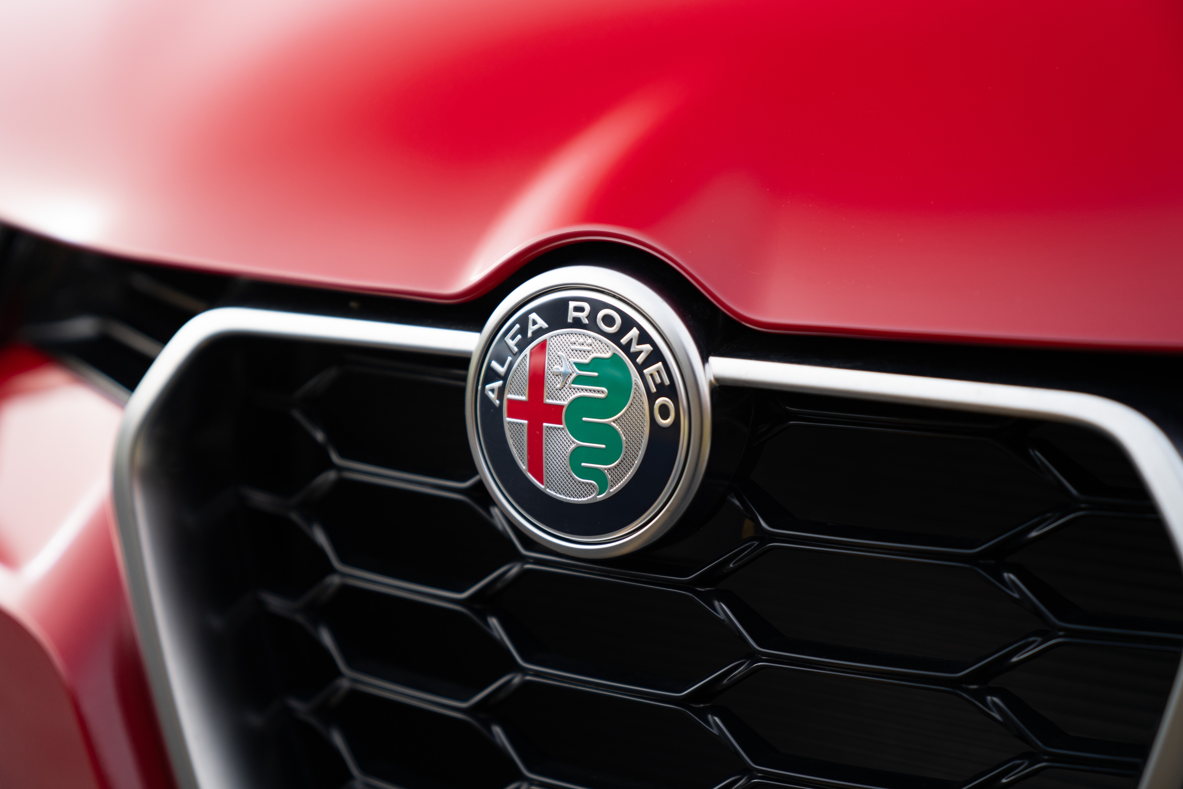 new 2024 Alfa Romeo Tonale car, priced at $47,635