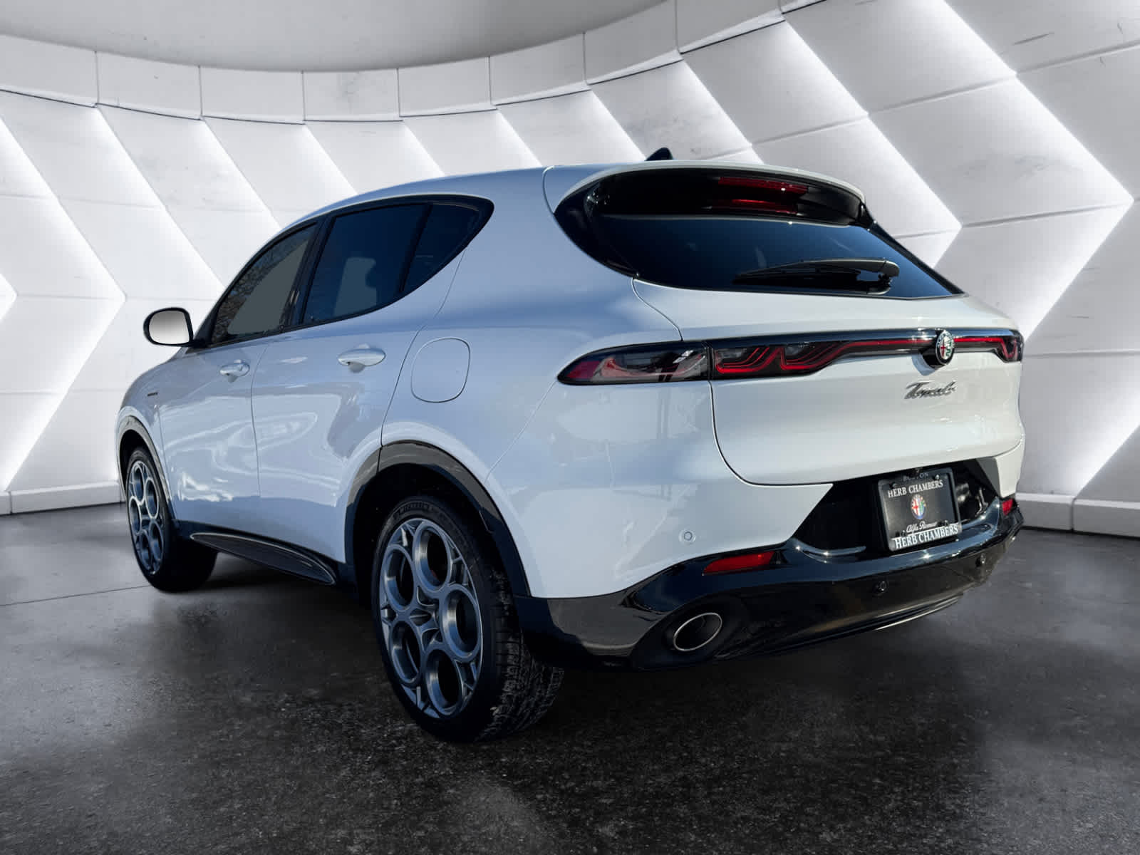 new 2025 Alfa Romeo Tonale Hybrid car, priced at $54,430