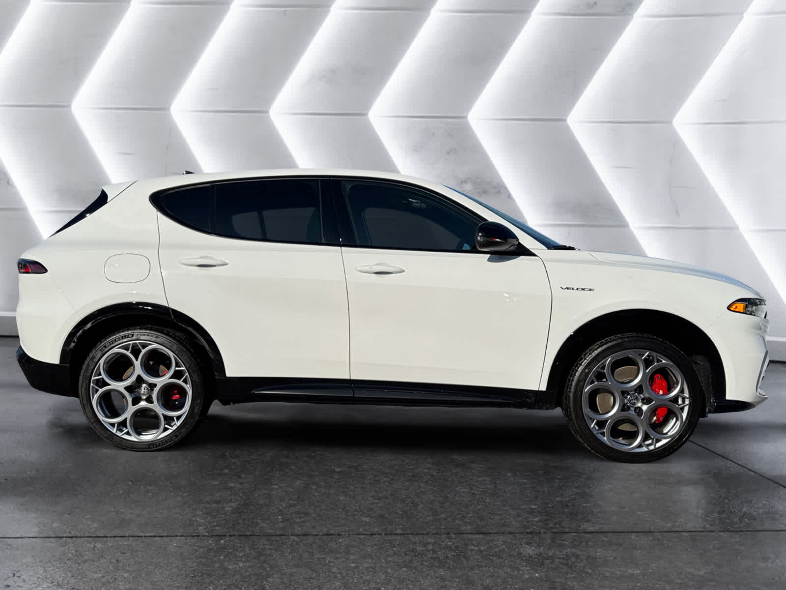 new 2025 Alfa Romeo Tonale Hybrid car, priced at $54,430