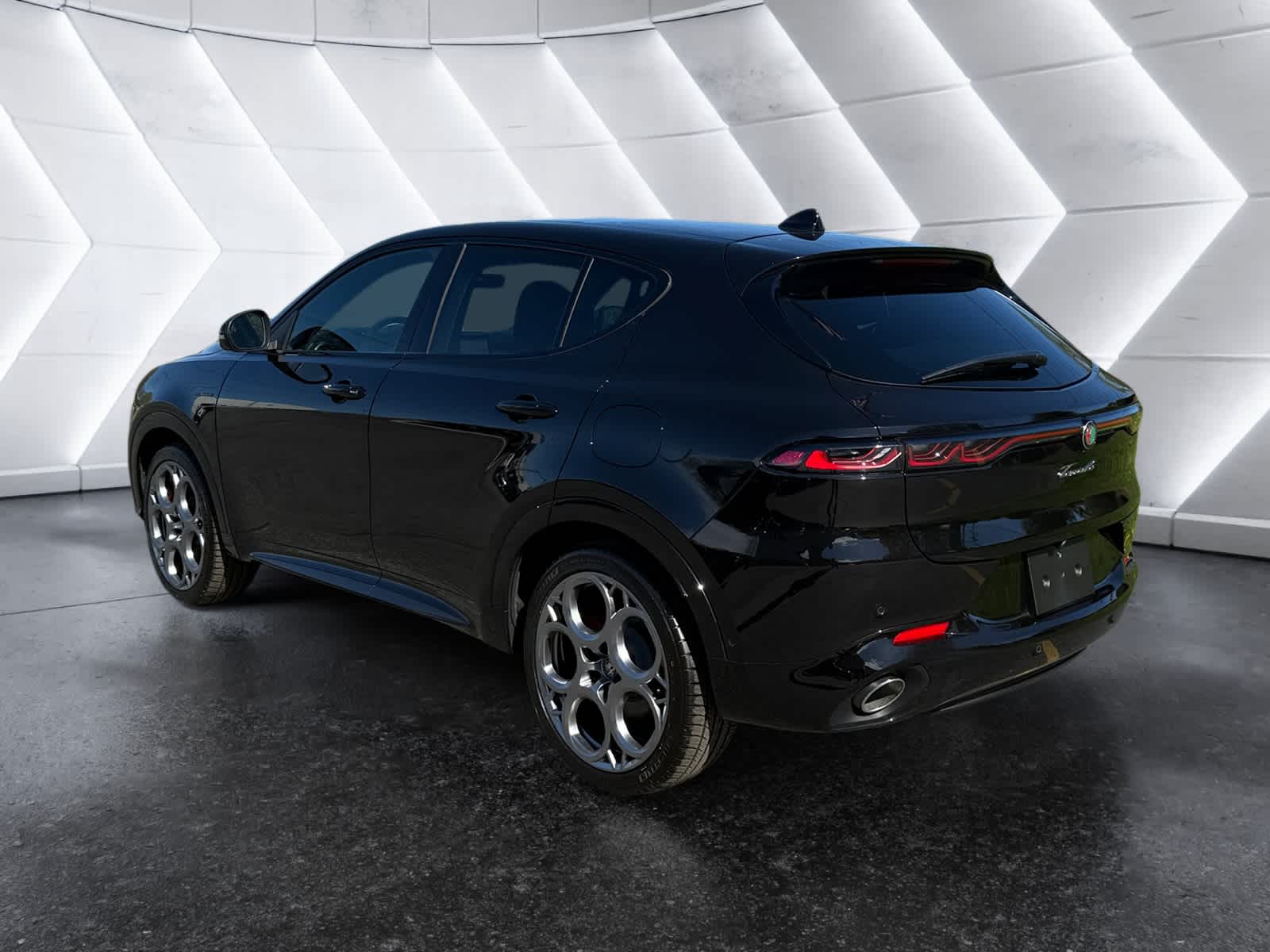 new 2025 Alfa Romeo Tonale Hybrid car, priced at $58,125