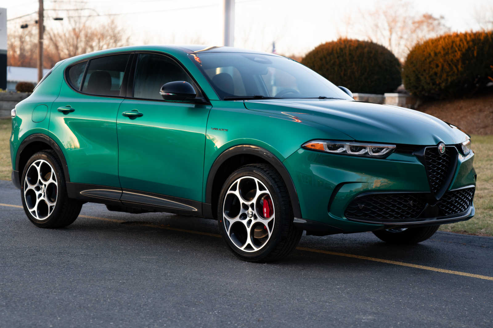 new 2024 Alfa Romeo Tonale car, priced at $50,335