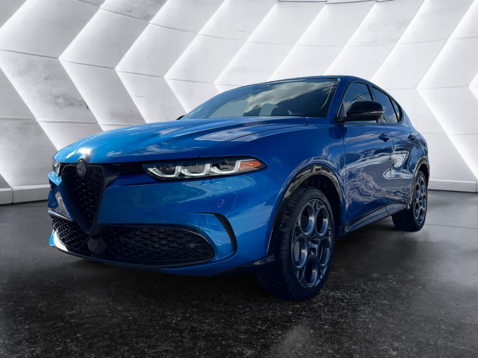 new 2025 Alfa Romeo Tonale Hybrid car, priced at $54,125