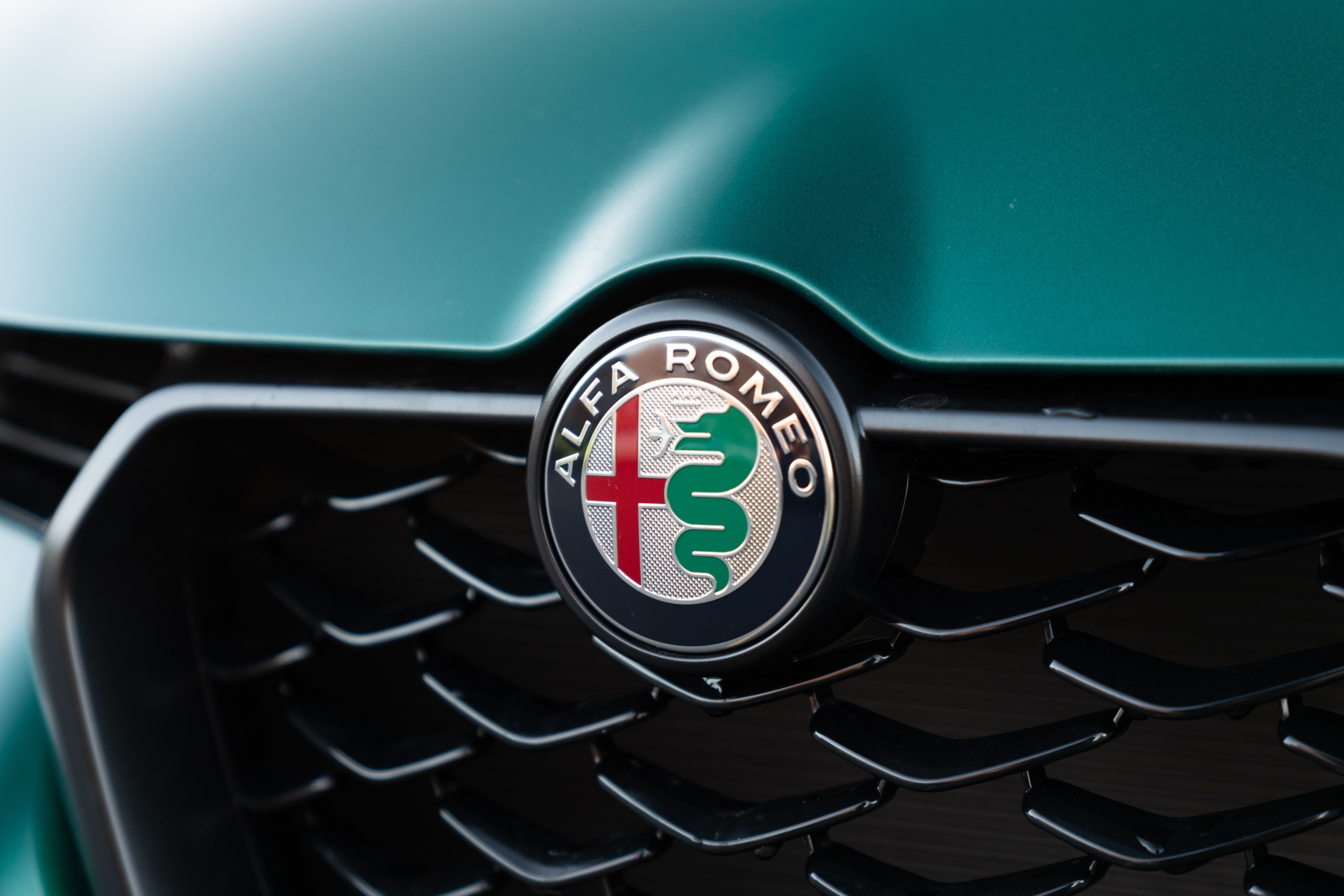 new 2024 Alfa Romeo Tonale car, priced at $50,335