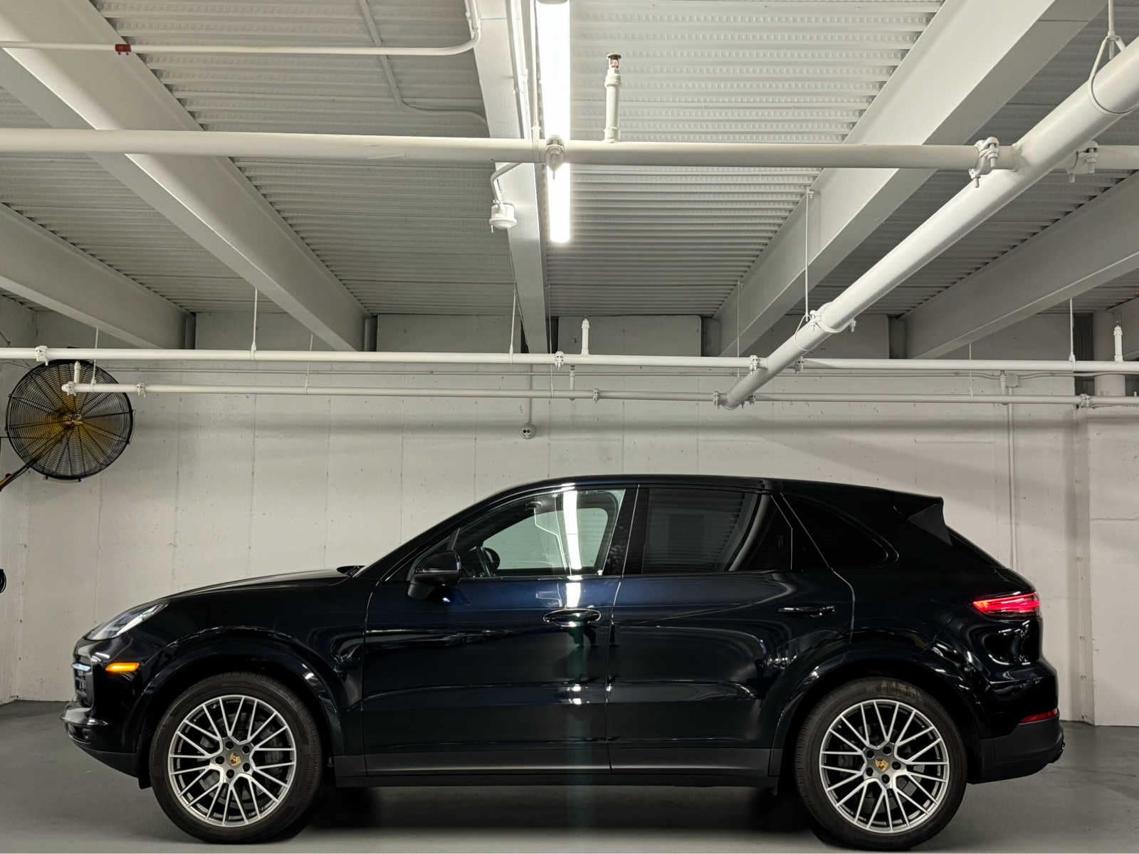 used 2022 Porsche Cayenne car, priced at $77,998