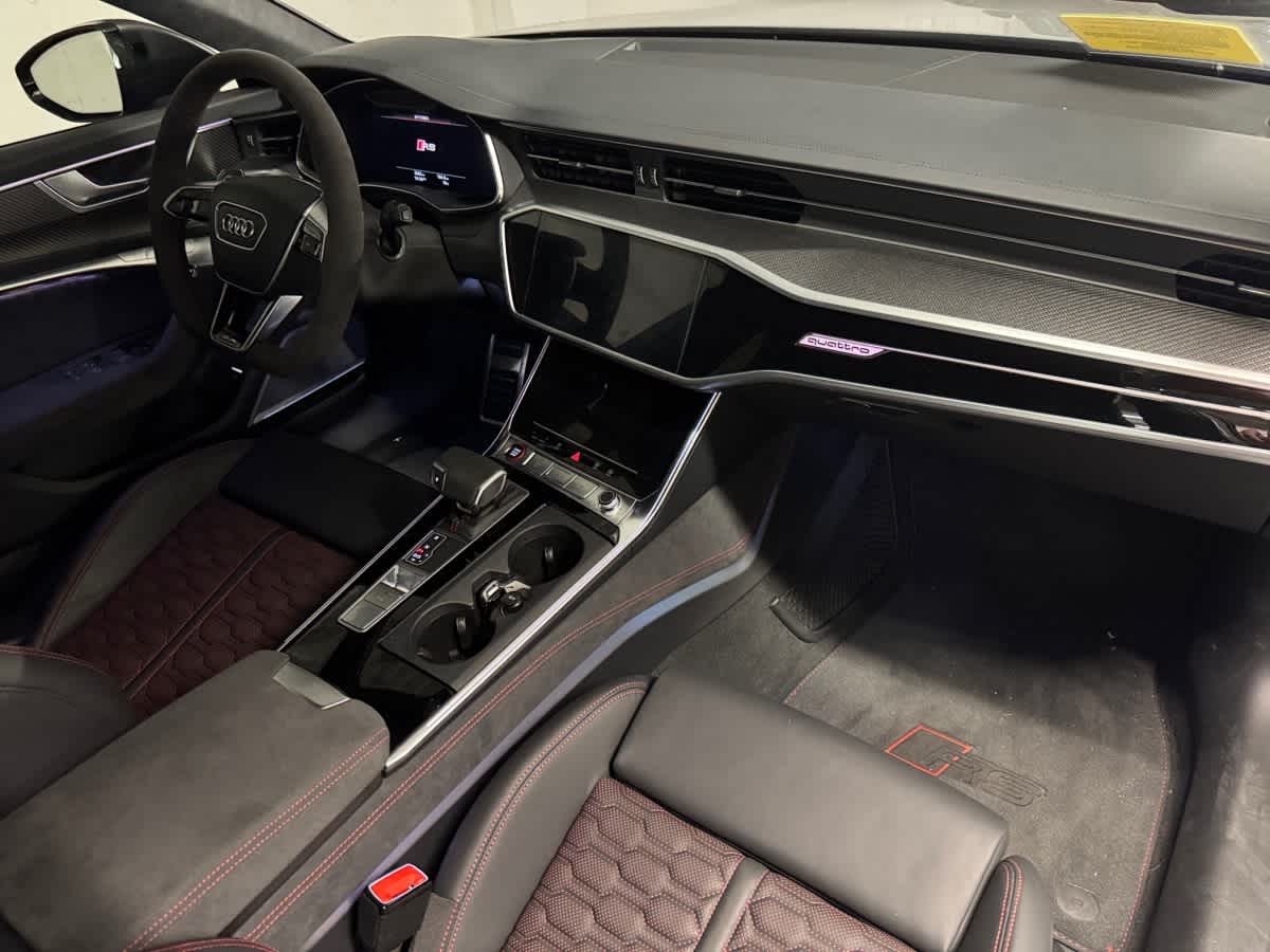 used 2025 Audi RS 6 Avant car, priced at $137,998