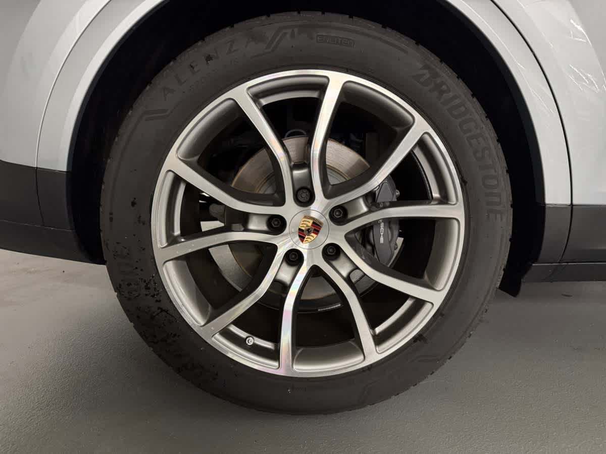 used 2025 Porsche Cayenne car, priced at $94,998