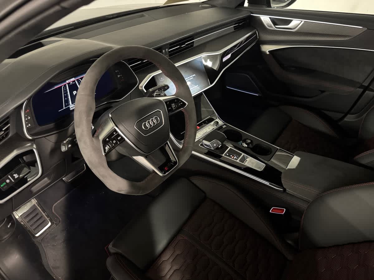 used 2025 Audi RS 6 Avant car, priced at $137,998