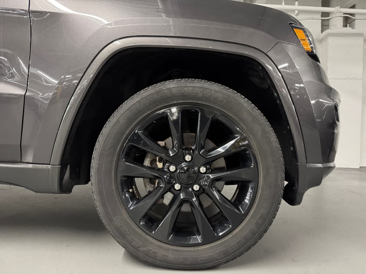 used 2020 Jeep Grand Cherokee car, priced at $26,498