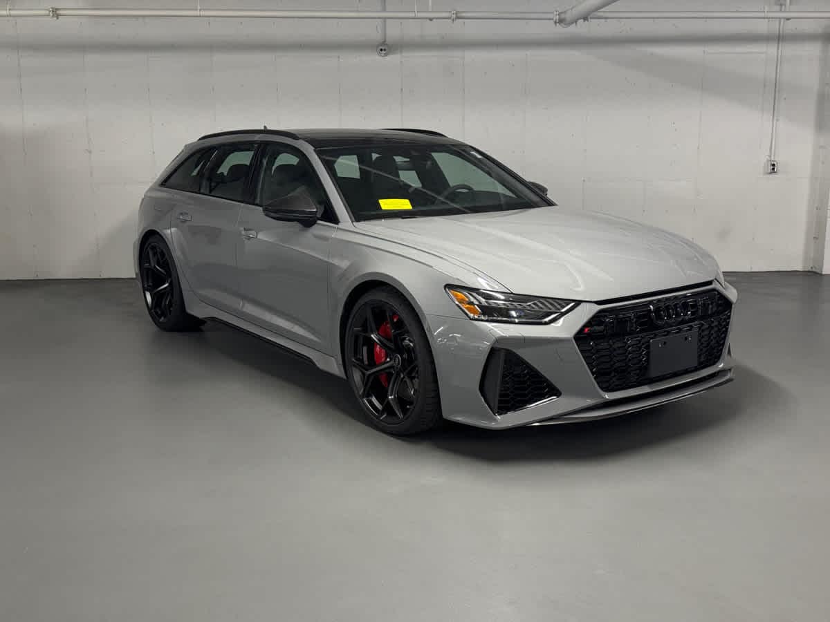 used 2025 Audi RS 6 Avant car, priced at $137,998