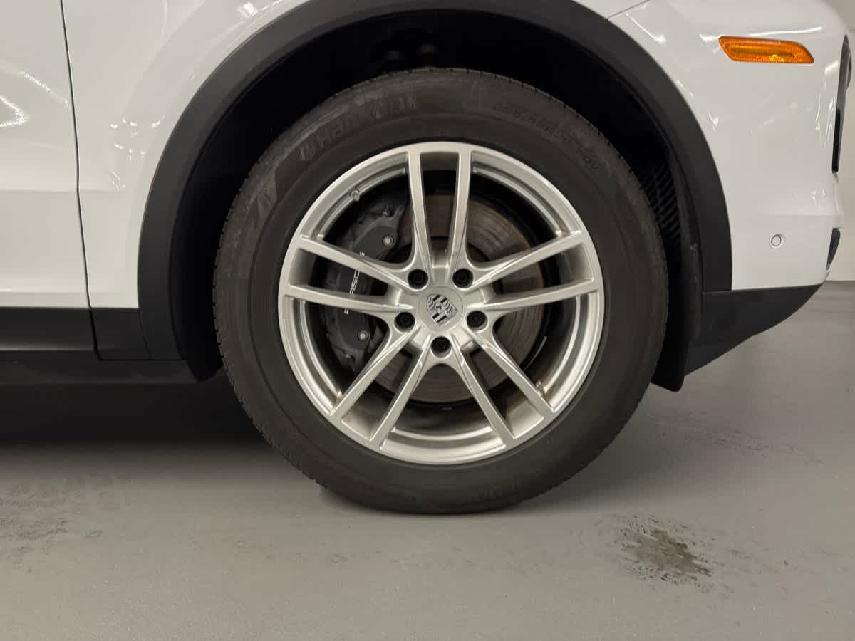 used 2024 Porsche Cayenne car, priced at $89,998