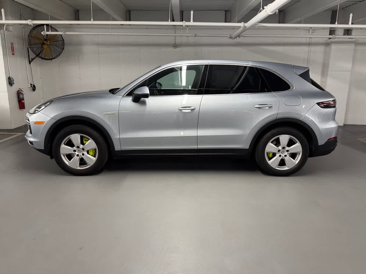 used 2022 Porsche Cayenne car, priced at $69,998
