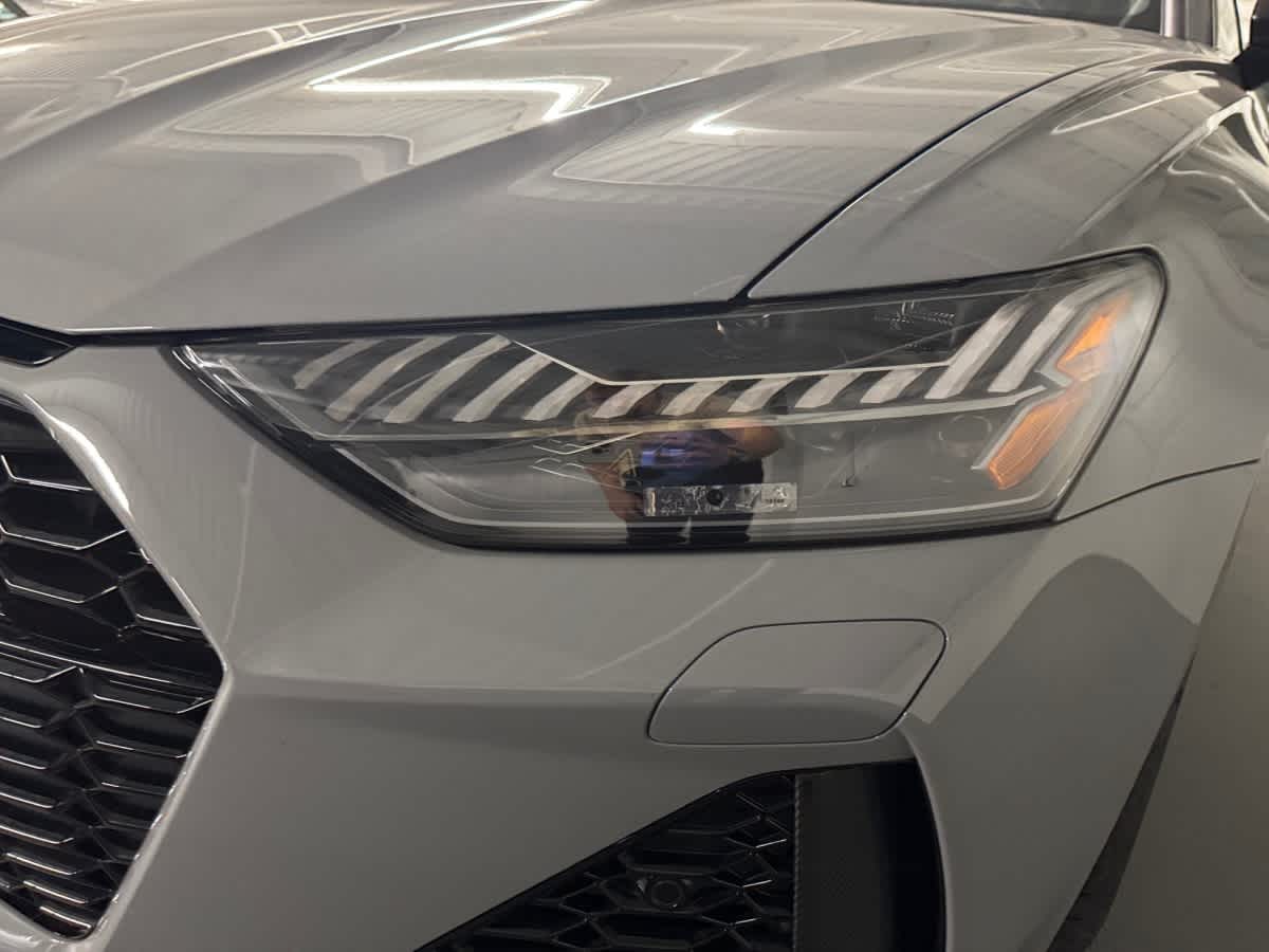 used 2025 Audi RS 6 Avant car, priced at $137,998