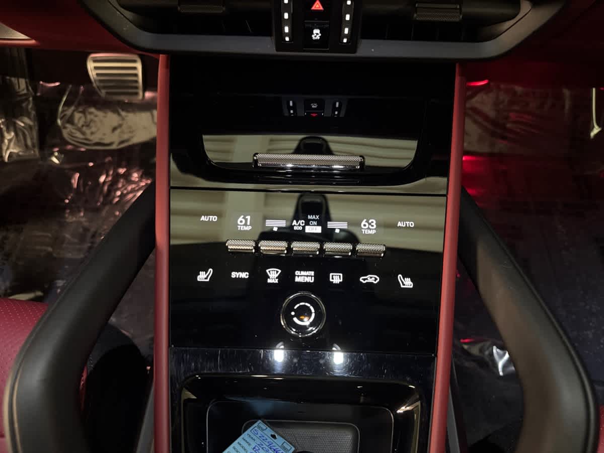 used 2024 Porsche Cayenne car, priced at $112,998