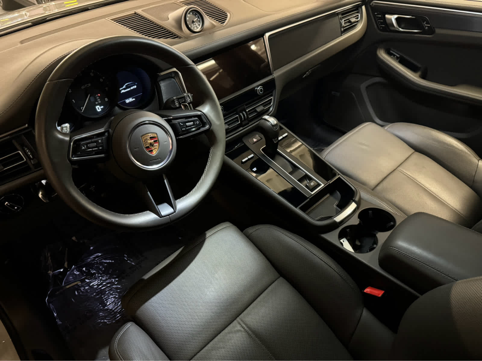 used 2022 Porsche Macan car, priced at $77,998