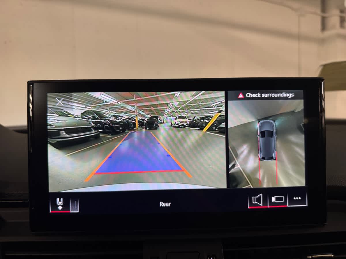 used 2022 Audi SQ5 car, priced at $41,998