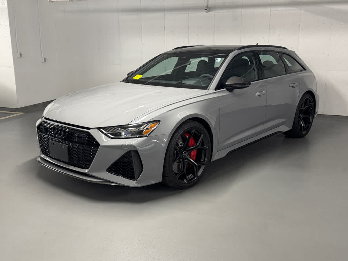 used 2025 Audi RS 6 Avant car, priced at $137,998