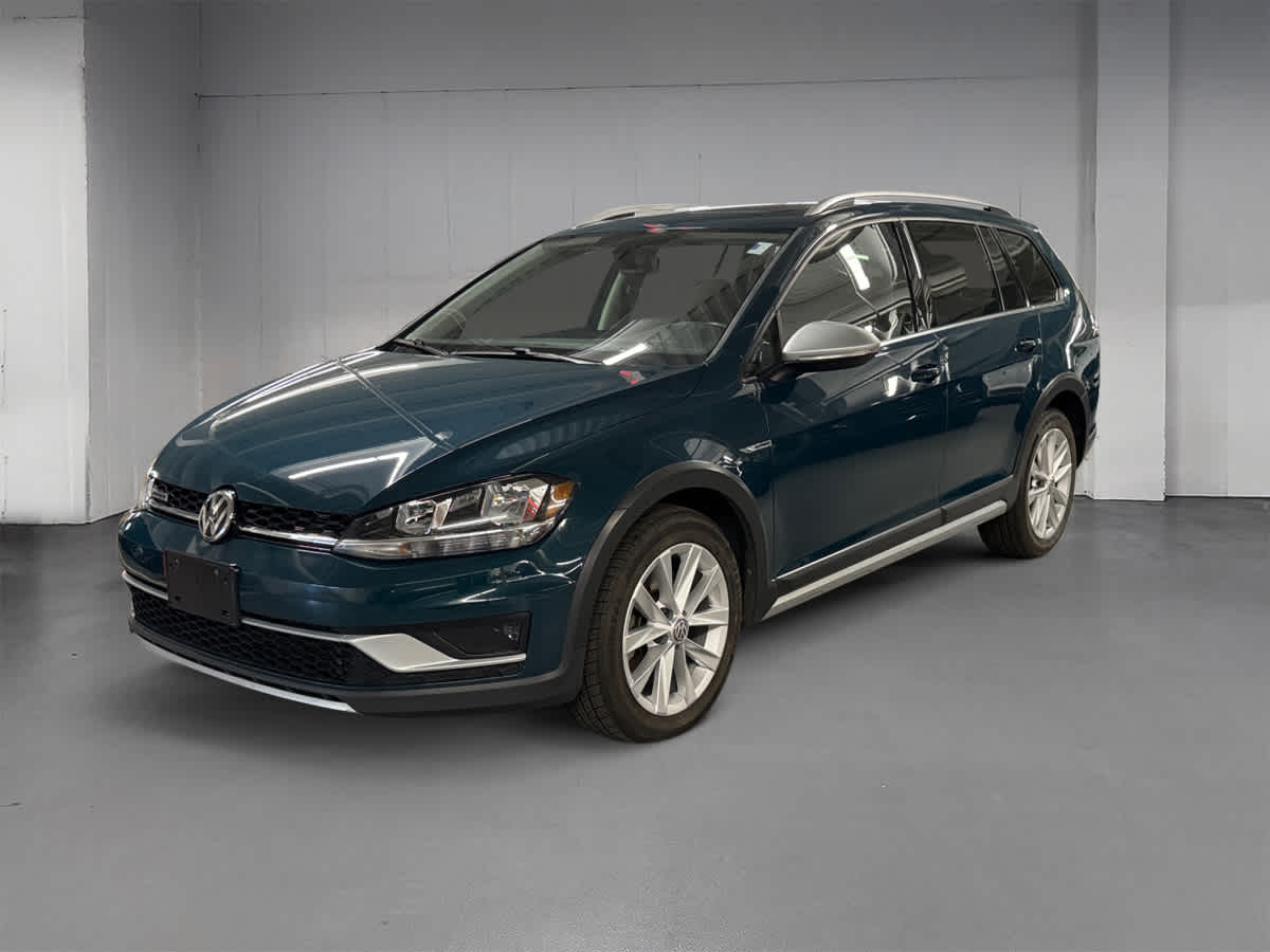 used 2019 Volkswagen Golf Alltrack car, priced at $23,998