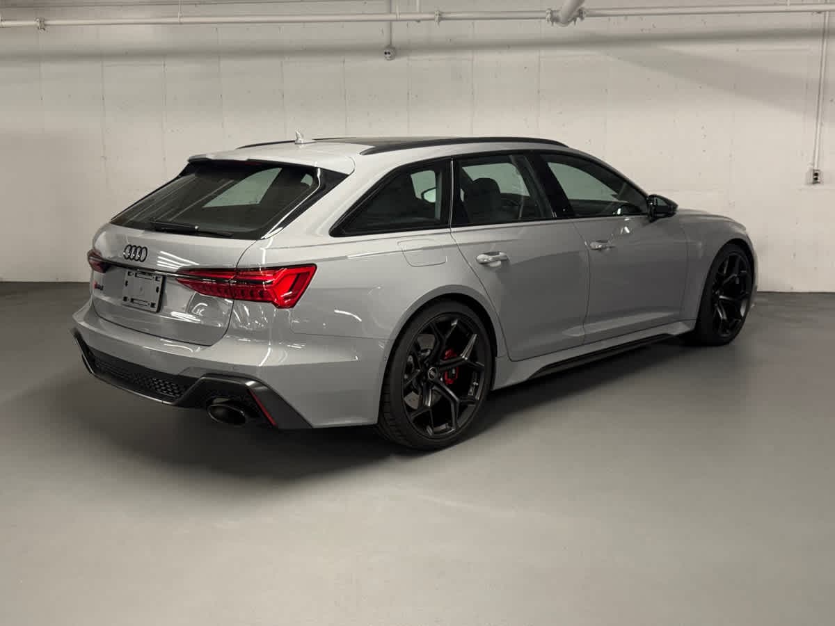 used 2025 Audi RS 6 Avant car, priced at $137,998