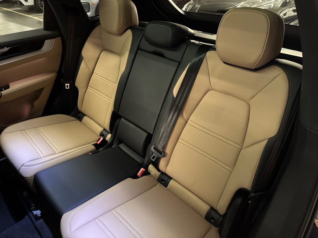 used 2024 Porsche Cayenne car, priced at $87,998