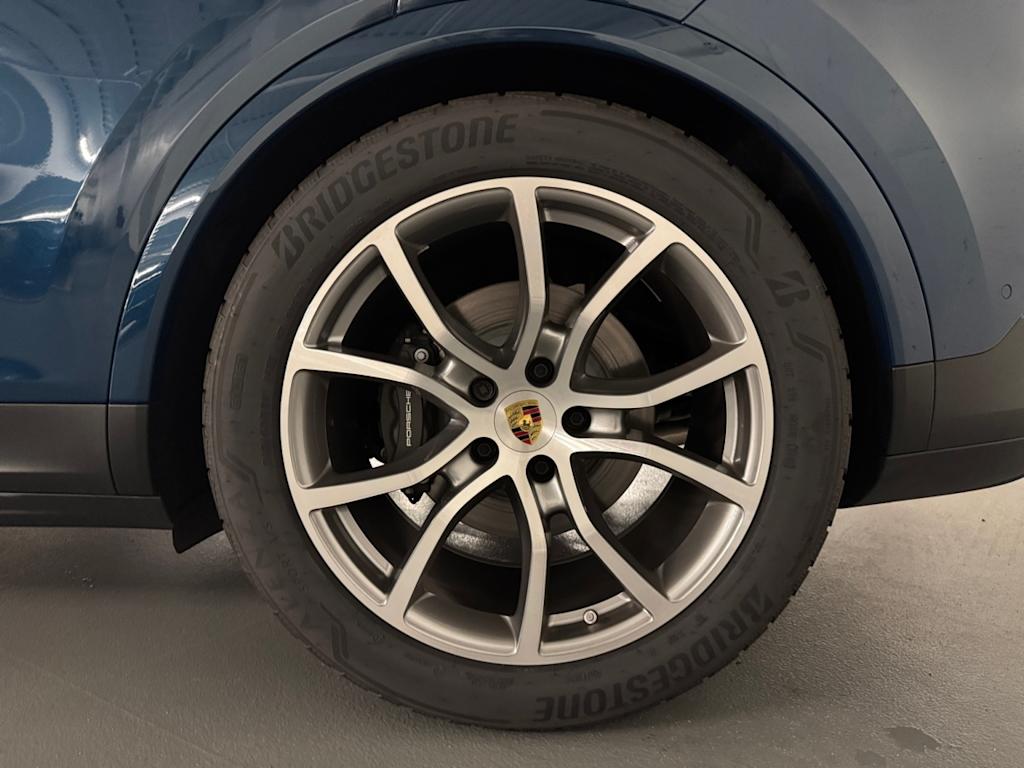 used 2024 Porsche Cayenne Coupe car, priced at $94,998