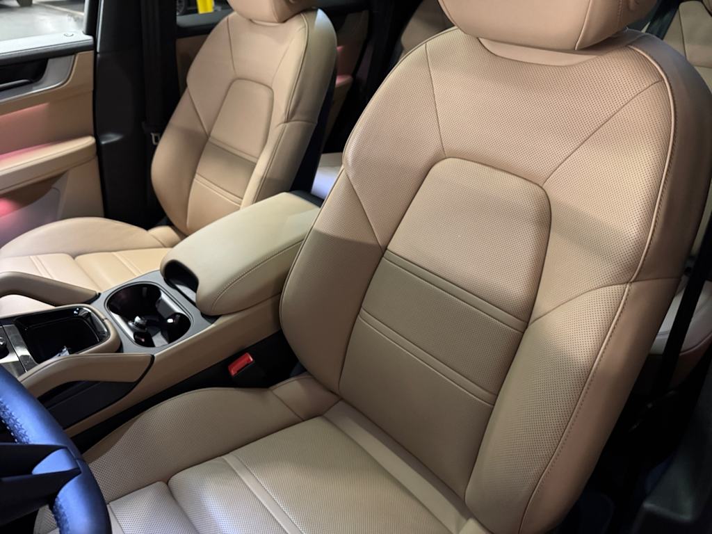 used 2024 Porsche Cayenne car, priced at $87,998