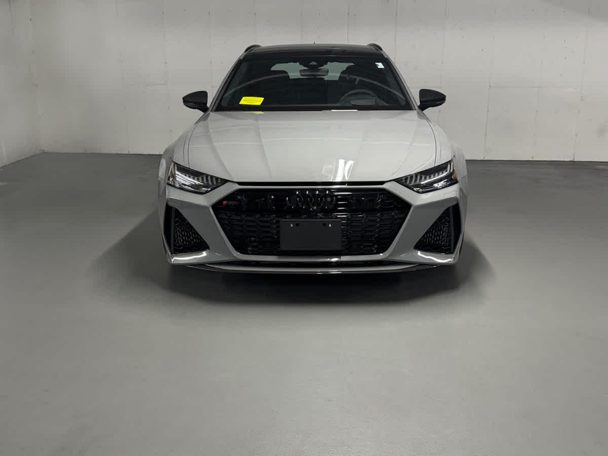 used 2025 Audi RS 6 Avant car, priced at $137,998