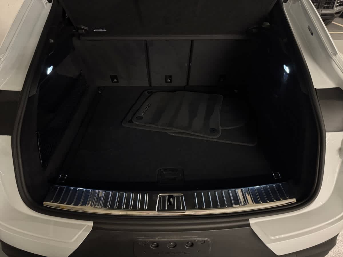 used 2024 Porsche Cayenne car, priced at $89,998