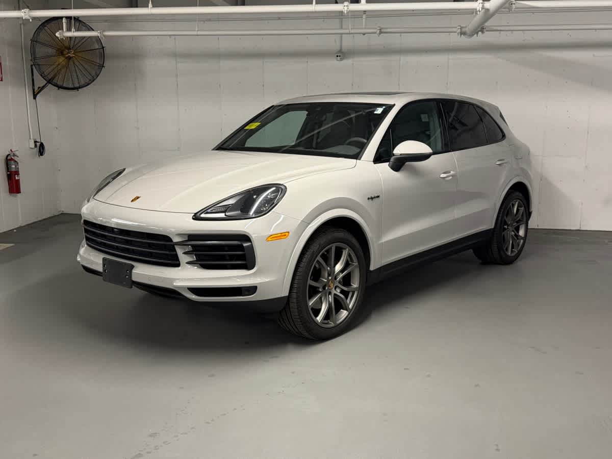 used 2023 Porsche Cayenne car, priced at $77,998
