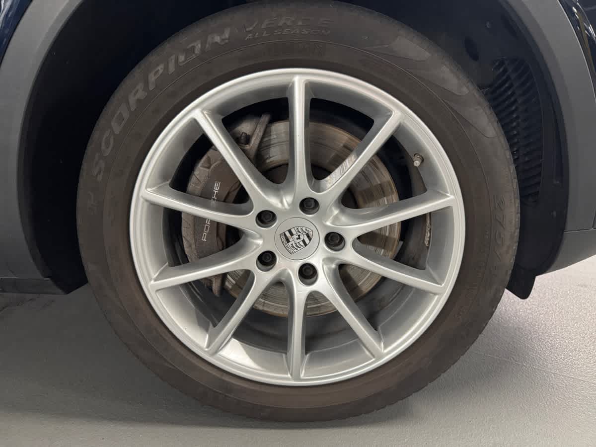 used 2021 Porsche Cayenne car, priced at $52,998