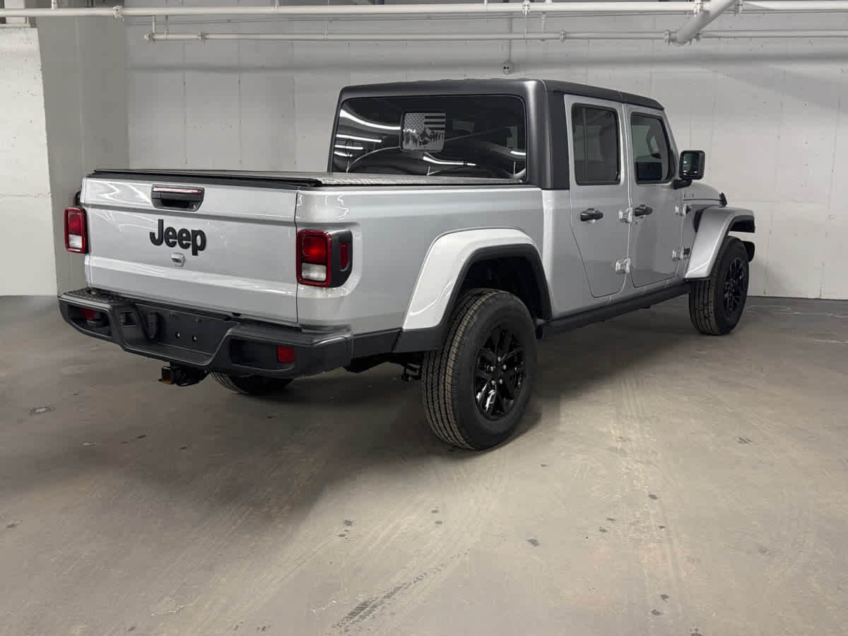 used 2022 Jeep Gladiator car, priced at $32,998